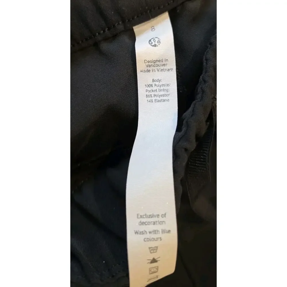 Lululemon On The Fly Black Drawstring Crop Pants Size 8 W6AVMS Athletic Casual